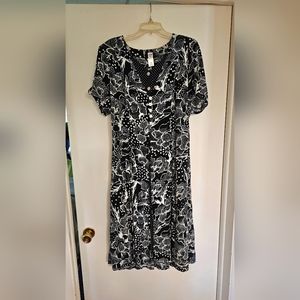 Studio 1940 Black and White Dress Size 22/14